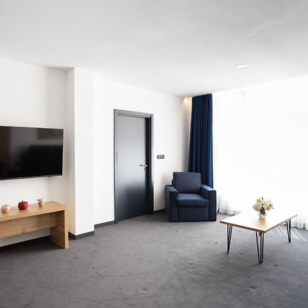 Blue Star Luxury Hotel Софія Екстер'єр фото