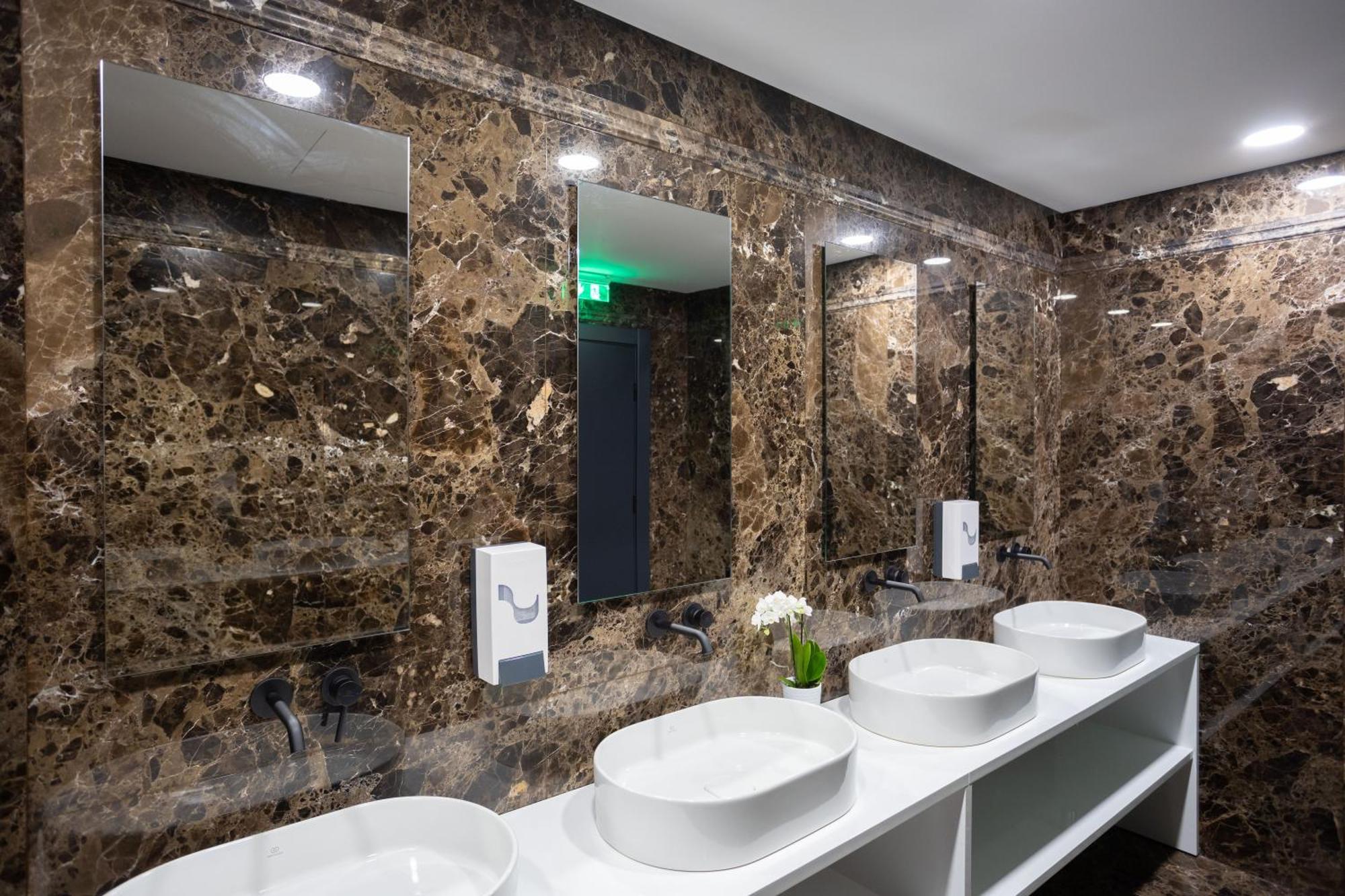 Blue Star Luxury Hotel Софія Екстер'єр фото