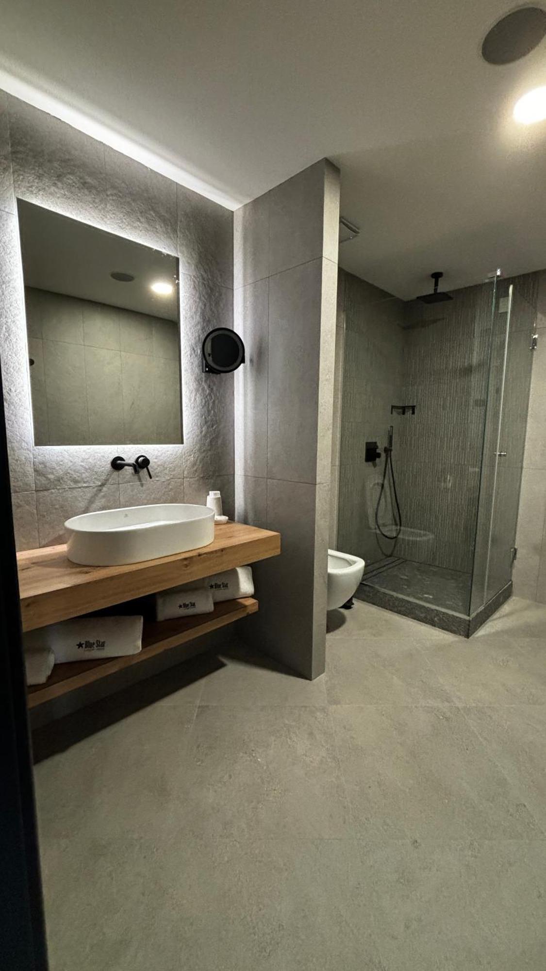 Blue Star Luxury Hotel Софія Екстер'єр фото